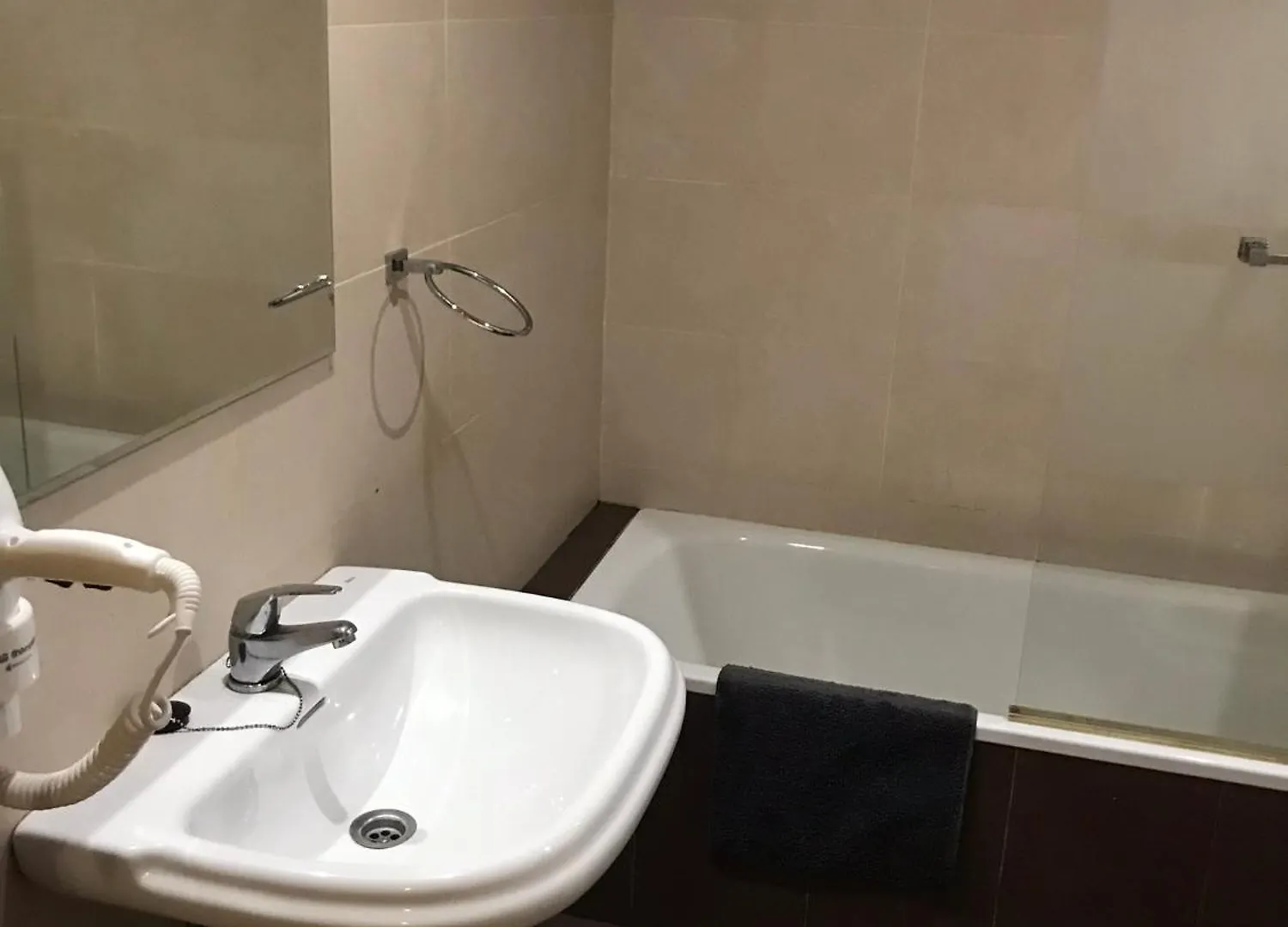 Malaga Boutique Stay - Carlos Haya Area With Parking Apartment