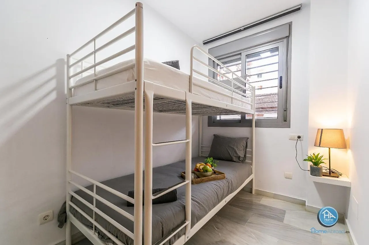 Malaga Boutique Stay - Carlos Haya Area With Parking İspanya