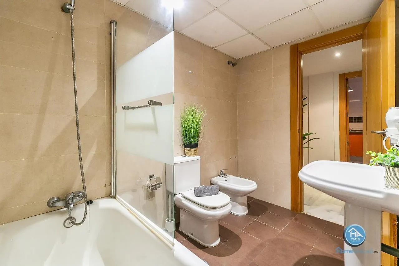 Malaga Boutique Stay - Carlos Haya Area With Parking İspanya