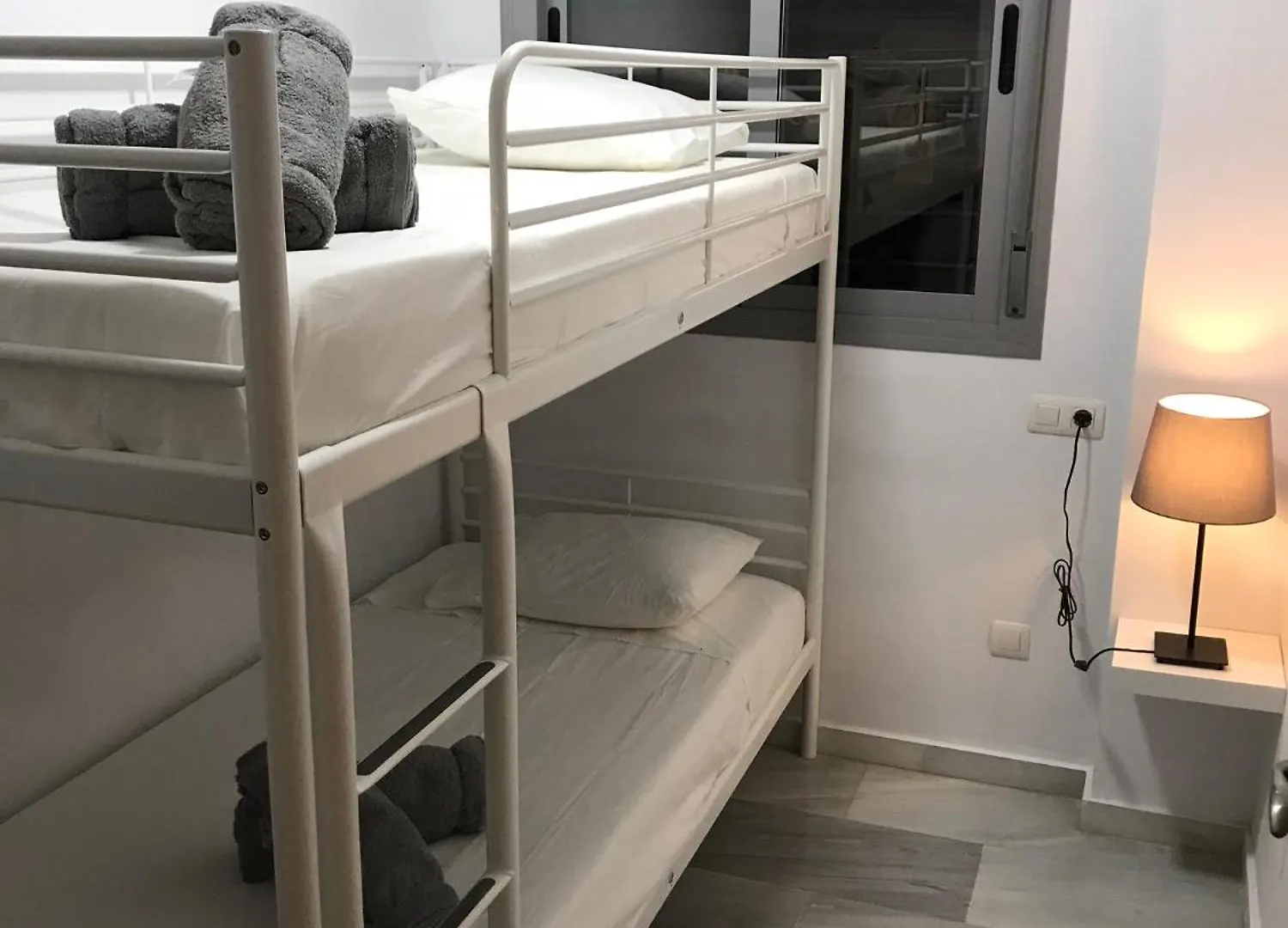 Apartment Malaga Boutique Stay - Carlos Haya Area With Parking Spain